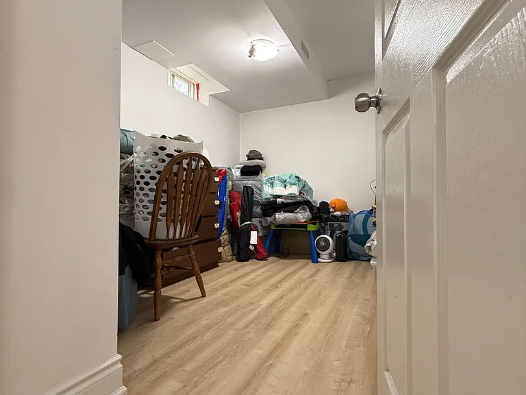 3304 Sunlight St #BASEMENT — Photo 8