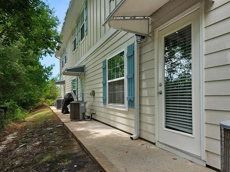 17 W Shady Oaks Ln #C — Photo 30