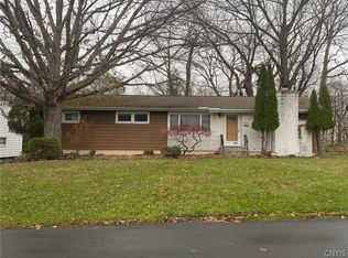 124 Huntshill Rd, Syracuse, NY 13209