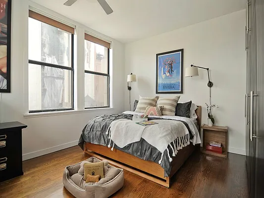 Sold by Sotheby's International Realty | media 5