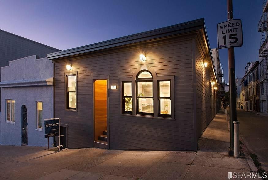 1st image of 422 Green St #1