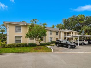 709 Landover Cir APT 201, Naples, FL 34104