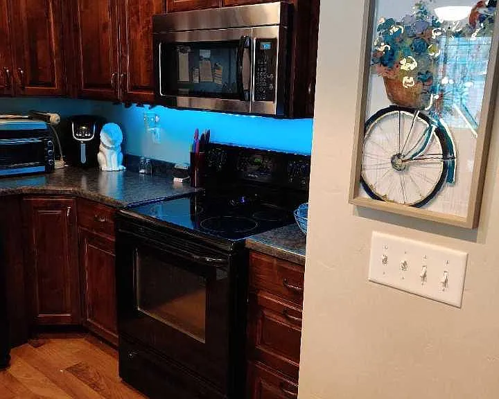 518 W 1595 N #103 — Photo 8