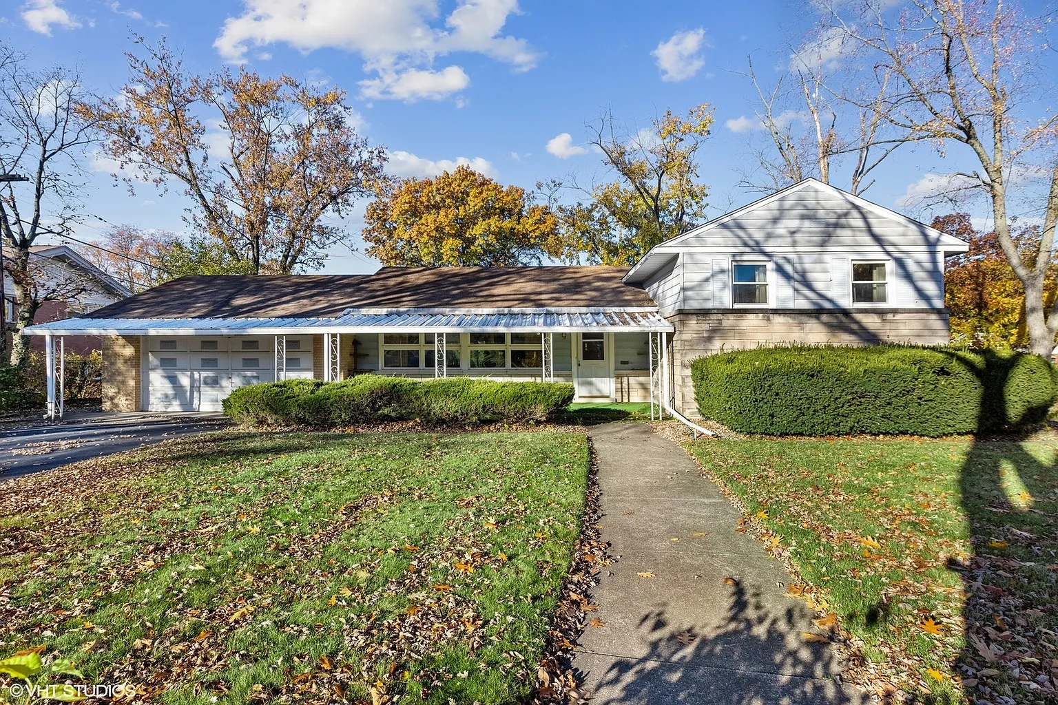 1146 Oakmont Ave photo 1