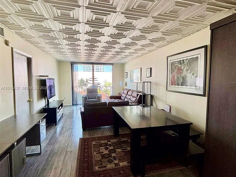 6801 Indian Creek Dr #402 — Photo 3