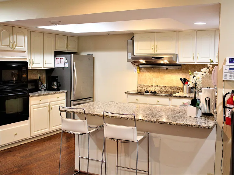 2804 Blazer Ct — Photo 10