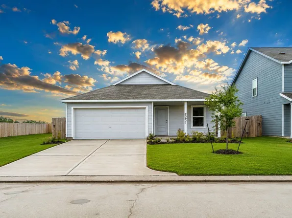 25637 Rose Creek Dr, Cleveland, TX 77328