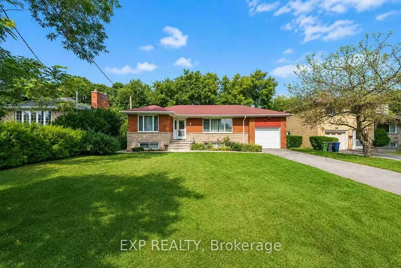 4 bed, $3,200 — Photo 1