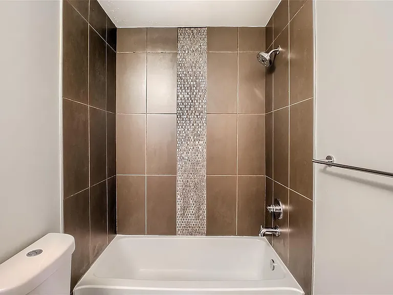 3464 Albion St — Photo 32