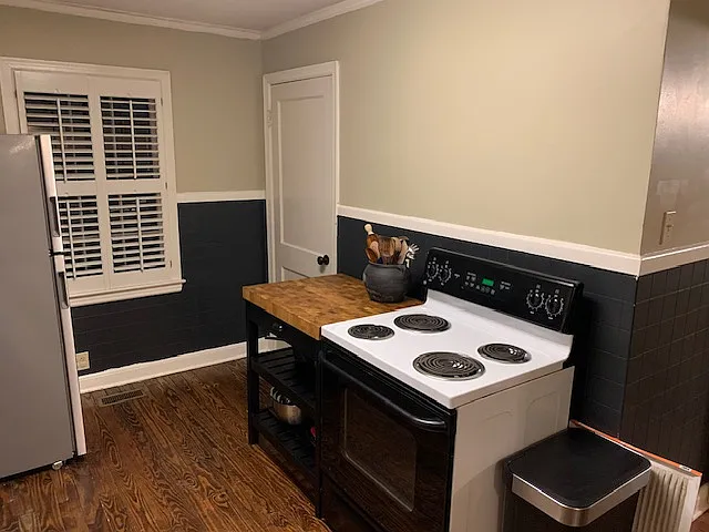 209 Williams Ave — Photo 12
