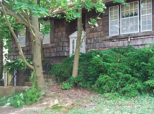 232 Walnut Rd, Glen Cove, NY 11542