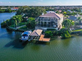 901 Allegro Ln, Apollo Beach, FL 33572