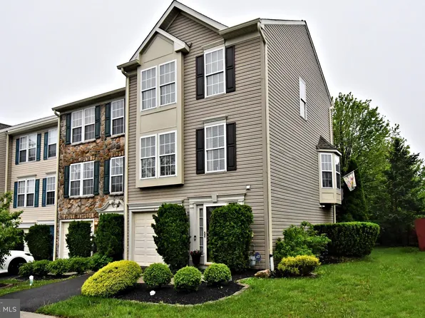 200 Georges Ct, North Wales, PA 19454