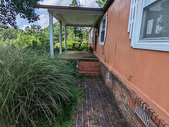 2nd image of 157 Tioga Dr