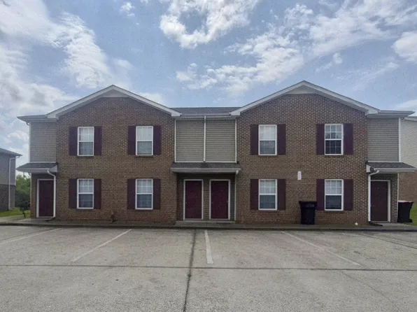 812 Oak Arbor Ct, Clarksville, TN 37040