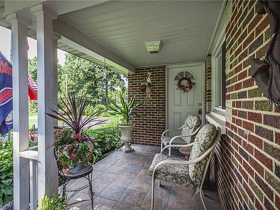 4th image of 4913 Encino Dr
