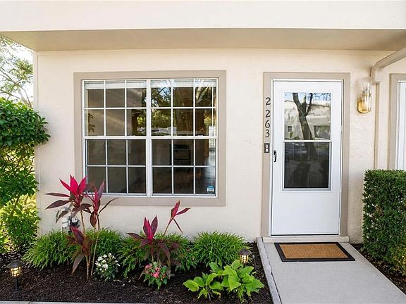 4th image of 2263 FLETCHERS POINT CIRCLE