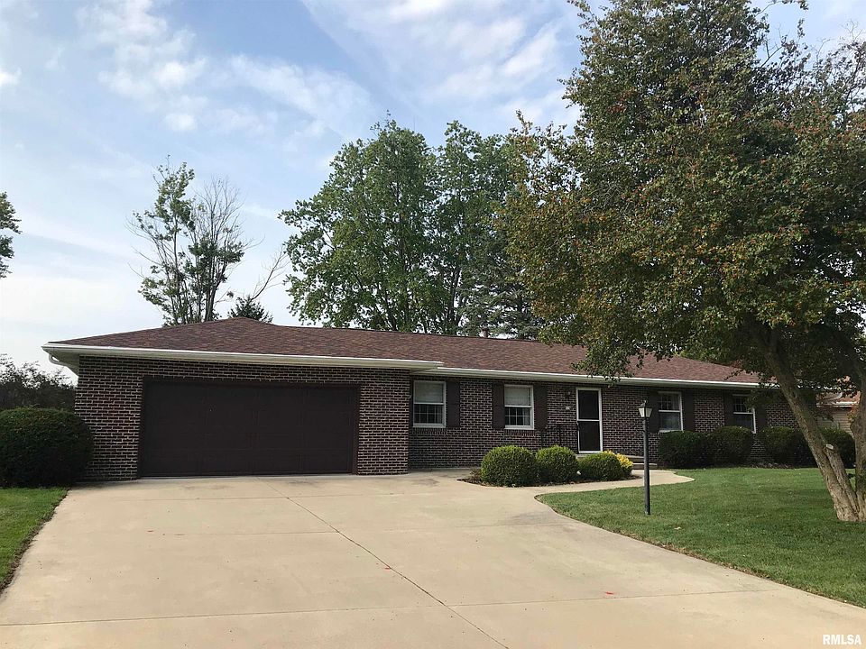 525 E McClure St, Kewanee, IL 61443 Zillow