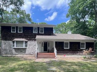 37 Sunset Drive, Shirley, NY 11967