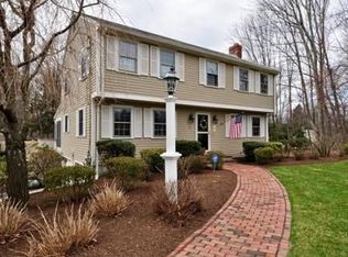 11 Wildwood Ln, South Walpole, MA 02071