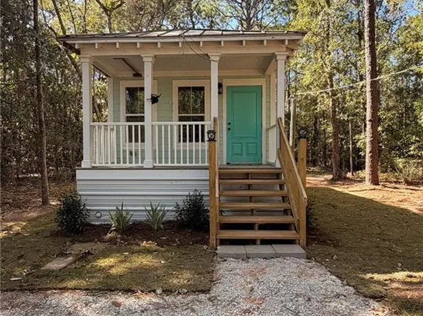 14230 Royal River Dr, Coden, AL 36523