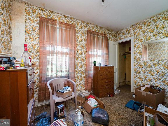 17th image of 491 Gunhart Rd