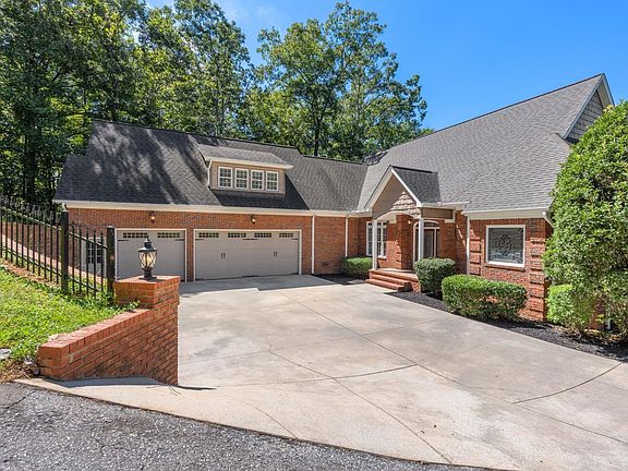 2nd image of 129 Widgeon Ln