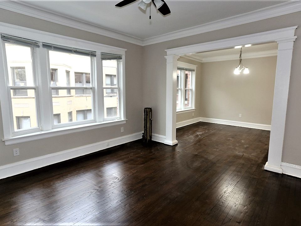 1st image of 1437 W Carmen Ave APT 2S