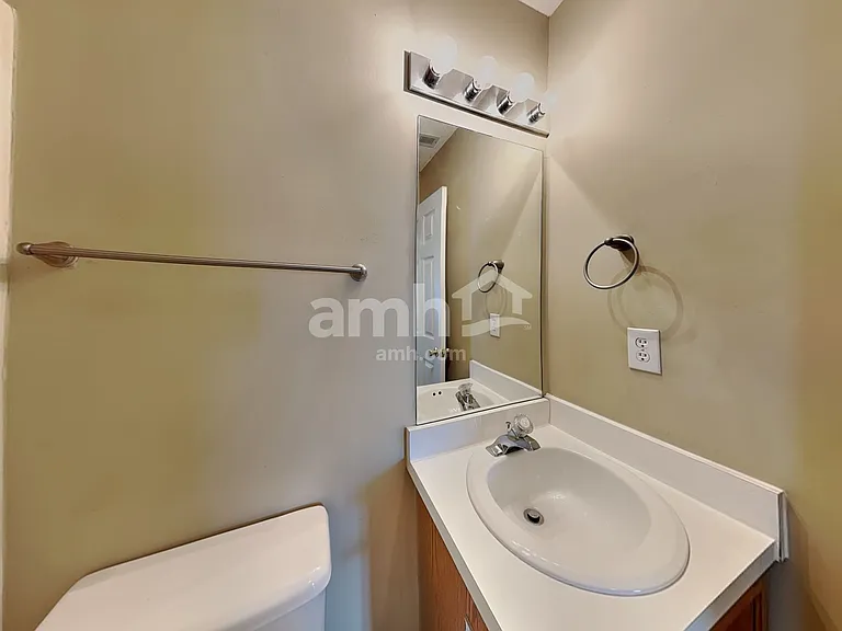 706 Bellmeade Bay Dr — Photo 15