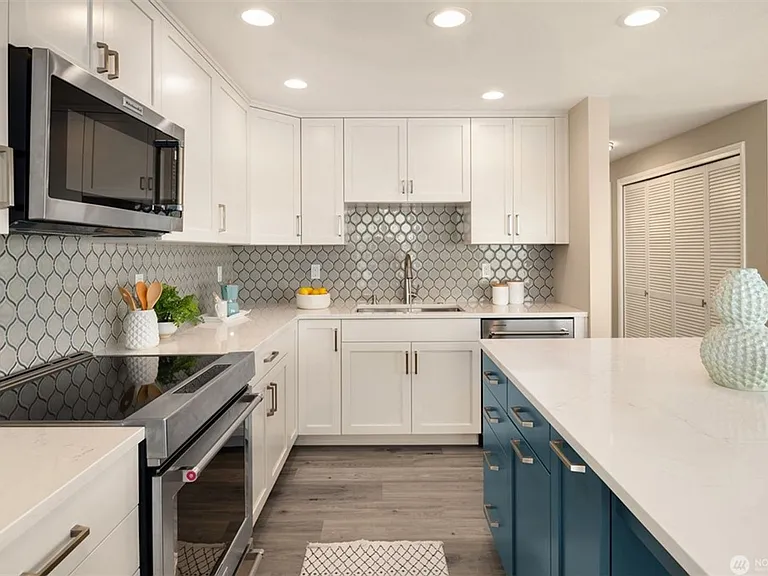 733 Lake St S #111 — Photo 13