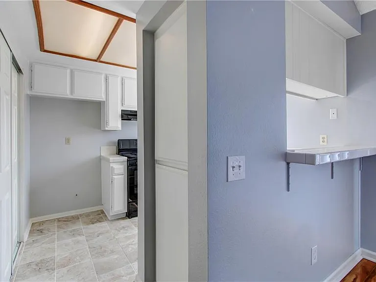 8549 Salina St — Photo 10