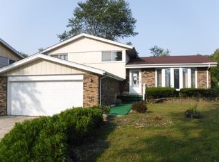 16920 Magnolia Dr, Hazel Crest, IL 60429
