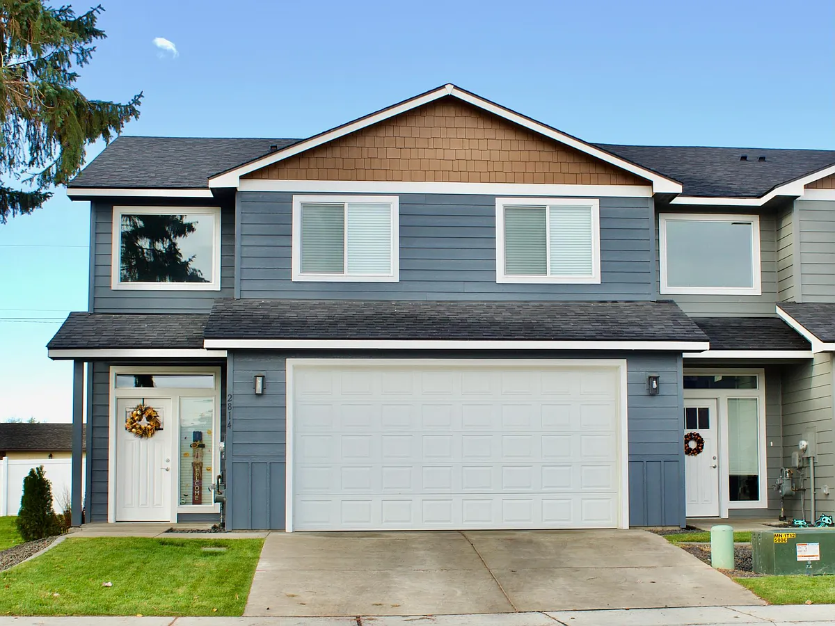 Building Photo - 2806 S Marcus Ln
