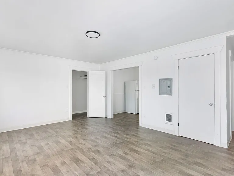 3502 McKinley Ave — Photo 7