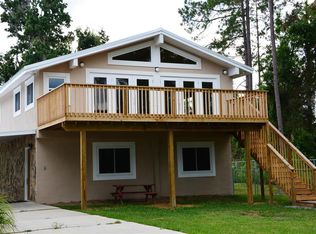 225 Lake Ida Point Dr, Interlachen, FL 32148
