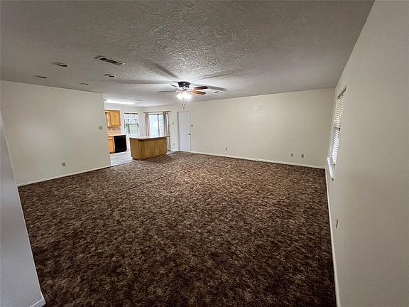 3rd image of 1401 Avenue O APT K