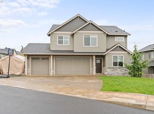 330 SE Regan Hill Loop, Estacada, OR 97023