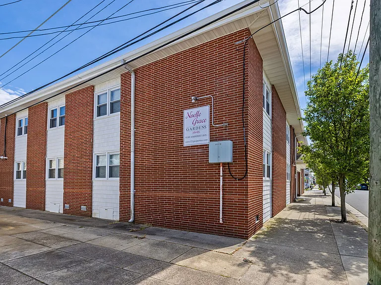 9102 Amherst Ave #B12 — Photo 13