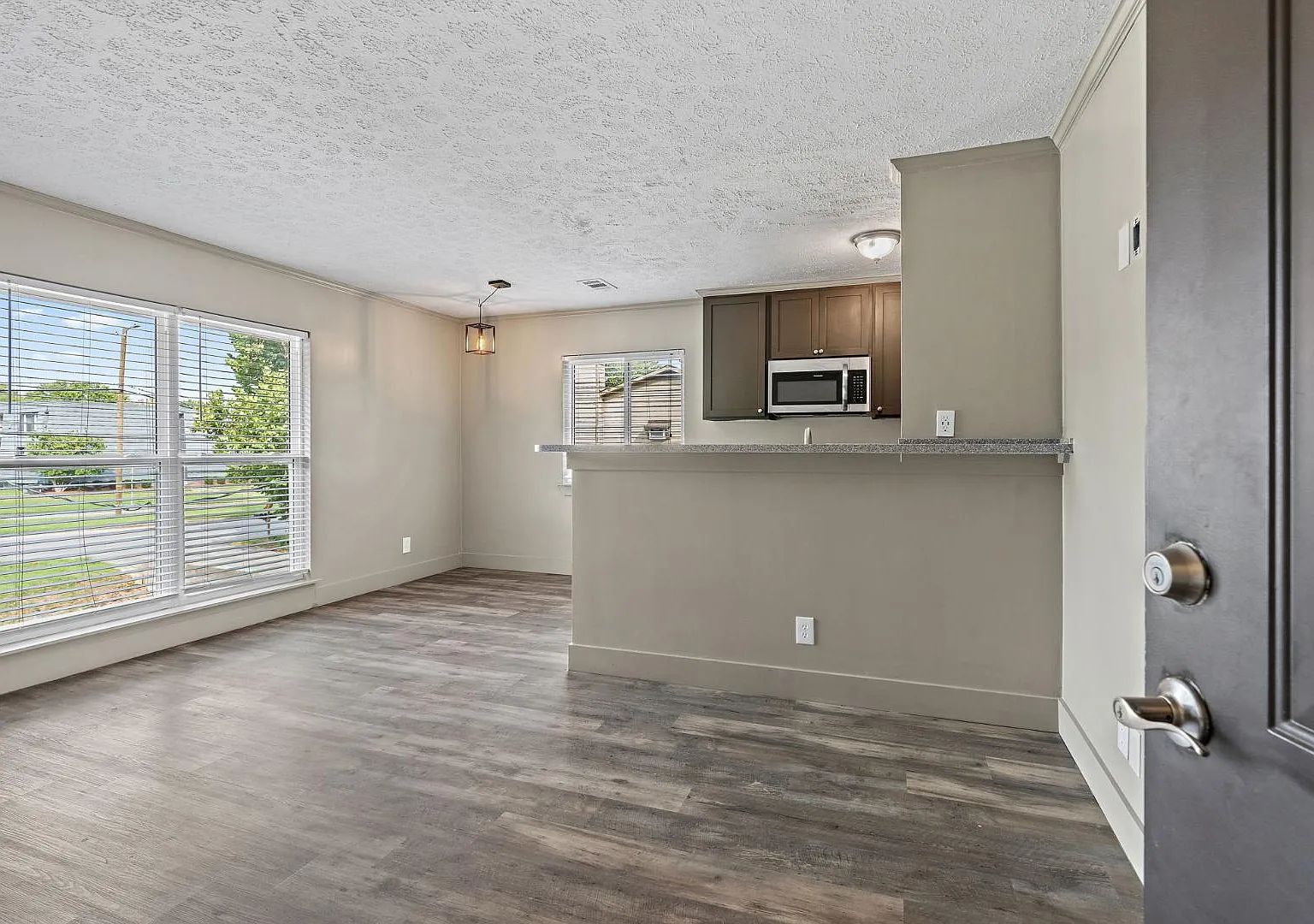 5160 Linbar Dr - 5174 Linbar Dr — Photo 1