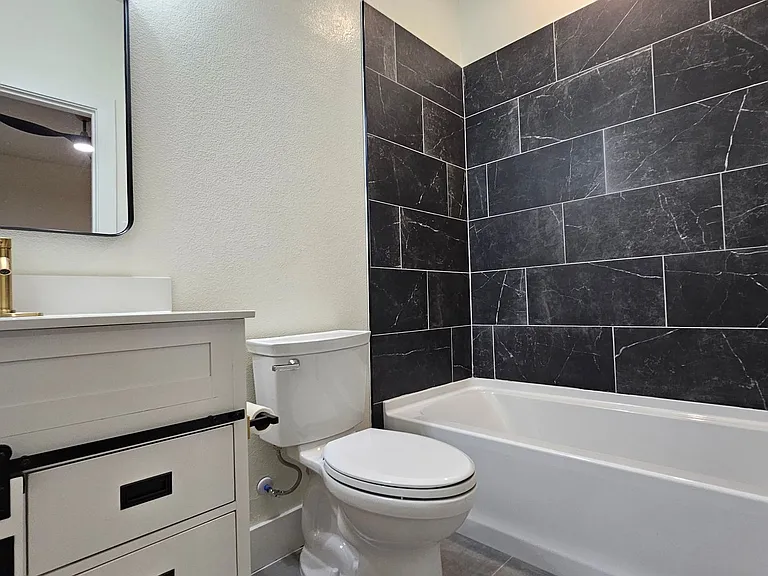 1700 Kendolph Dr — Photo 11