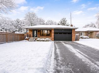 8 Brumwell St, Toronto, ON M1C2K8