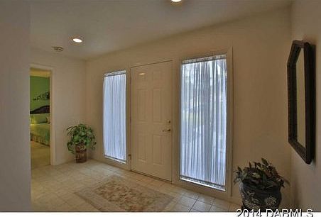 3rd image of 51 Treetop Cir