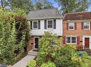 1565 Brookshire Ct, Reston, VA 20190