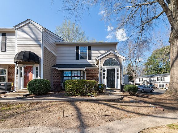 3rd image of 2400 Condor Ct