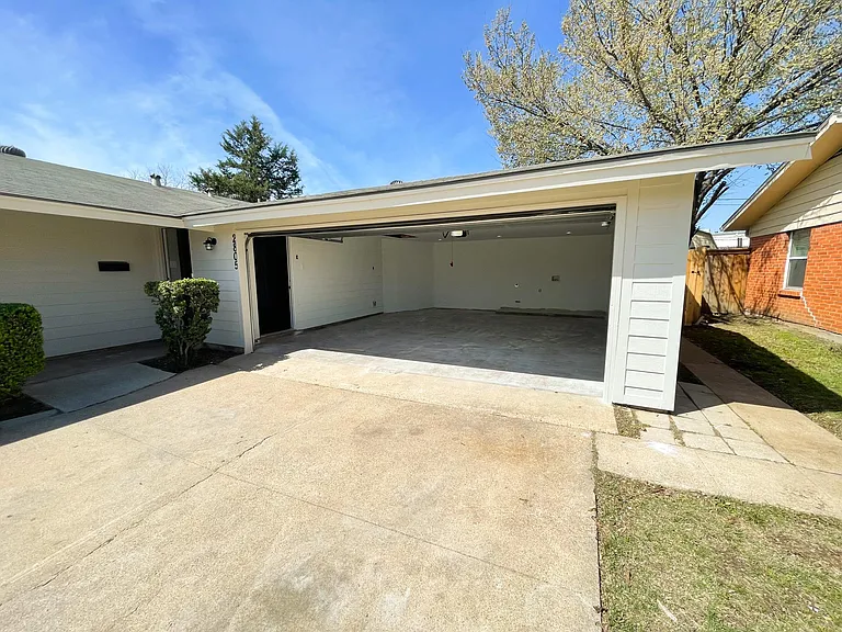 2805 Cornell Cir — Photo 15