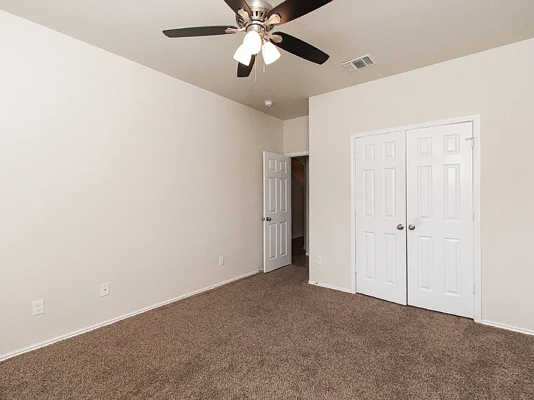6509 Creek Land Rd — Photo 9
