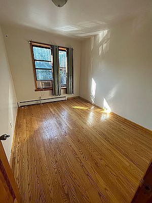 5th image of 4618 6th Ave #2