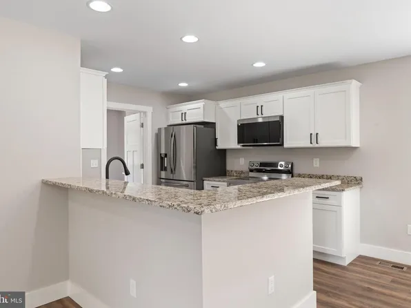 336 American Dr, Montross, VA 22520