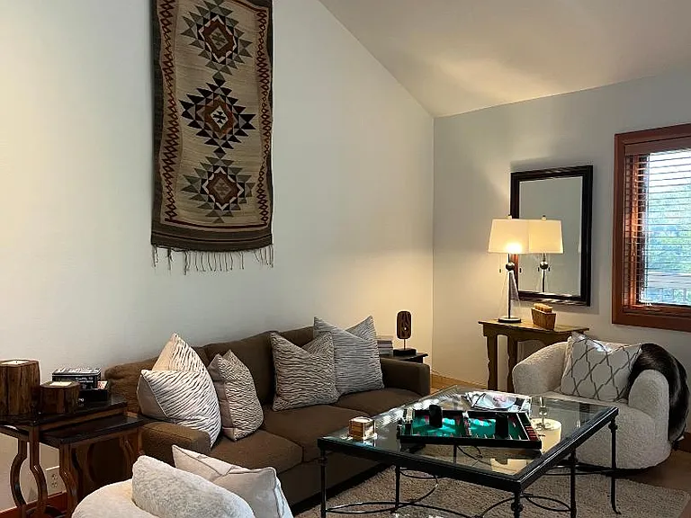 113 Norfolk Ave — Photo 9