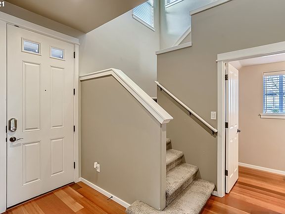 5th image of 7266 NE Stoneybrook St